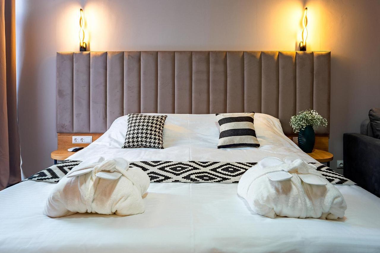 Green Land Hotel Цандрипш Екстериор снимка