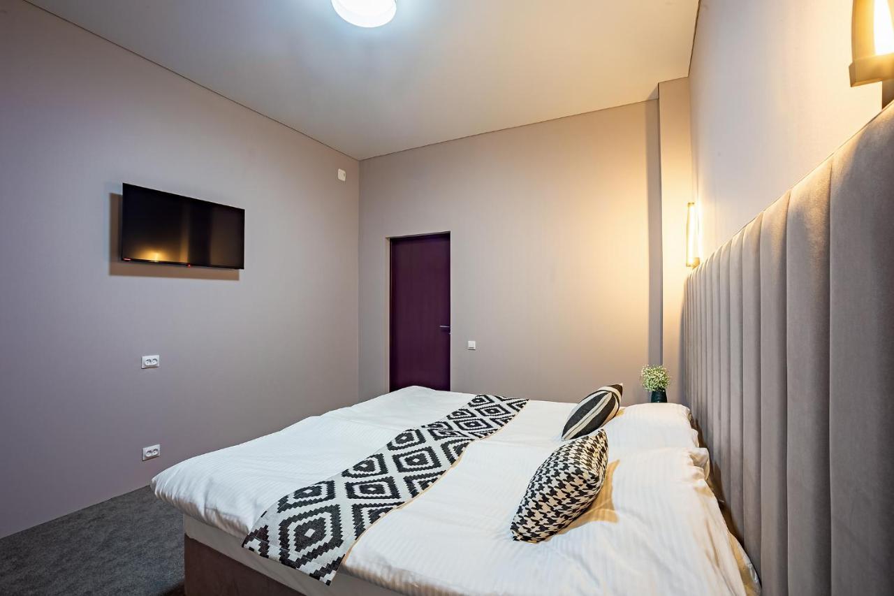 Green Land Hotel Цандрипш Екстериор снимка